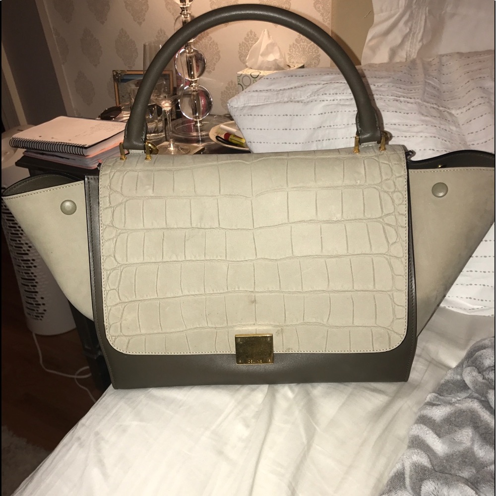 Authentic Céline Trapeze Bag Size Medium (RARE!)